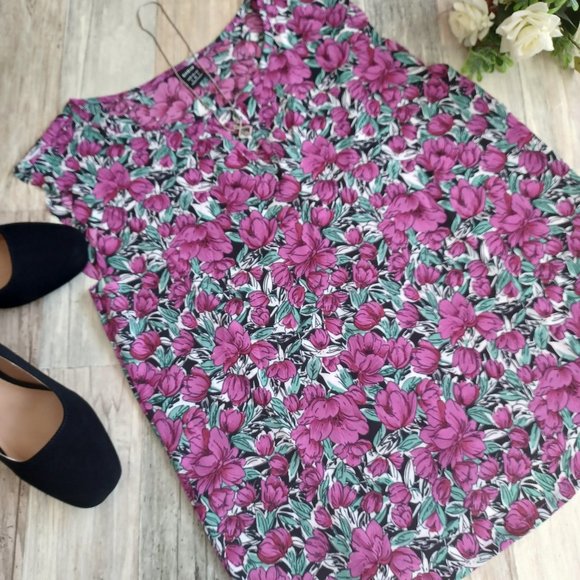 FLOWERED BLOUSE FOR WOMEN SIZE SMALL - Picture 1 of 10